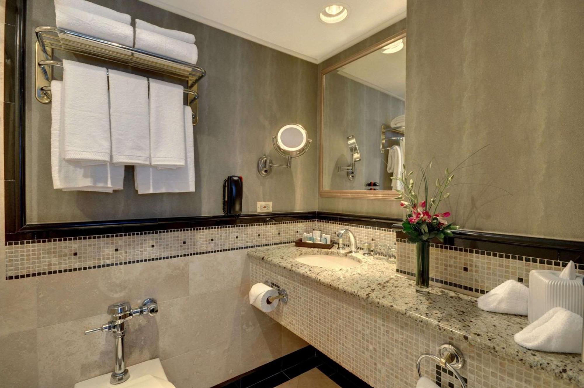 The Whitehall Hotel, Best Western Premier Collection Chicago Exterior foto